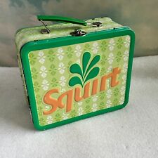 2008 Loungefly Metal Squirt Soda Lunch Box Nostalgia Green Yellow picture