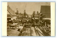 c1950 Master Photographers The Depot at Truckee, Bustling Scene Postcard picture