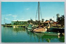 Postcard Bahamas Lukaya Freeport Lukayan Beach Hotel c1969 3A picture
