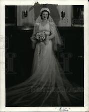 1941 Press Photo Bride Jean Newby of Cleveland, Ohio - cvb06687 picture