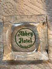 ABBEY HOTEL NYC VINTAGE RARE ART DECO SQUARE GLASS ASHTRAY CIRCA 1938 picture