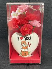 VINTAGE 80s VALENTIN'S DAY HEART VASE & FLOWERS BEAR I LOVE YOU ORIG PACKAGE picture