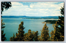 Postcard Yellowstone Lake Yellowstone National Park Wyoming Unposted Chrome picture
