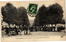 CPA GALLARDON-La Place du Jeu-de-Paume (177585) picture