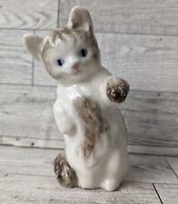 Vintage Walter Williams Ceramic Sculpture White Cat Standing W/ Paw Signed 5