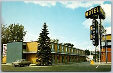 Montreal Quebec Canada 1960s Postcard Motel Metropole Sign Cars picture