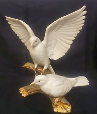 1985 Home Interiors Homco Masterpiece Porcelain Pair of White Love Doves 8 3/4