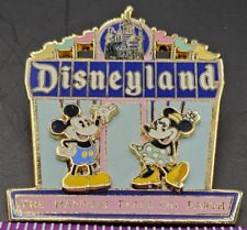 DLR Disneyland Marquee Mickey & Minnie “Happiest Place On Earth” Pin LE 2000 picture