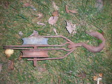 Antique Block & Tackle Cat Iron Double Pulley Hook Farm Tool Hoisting 17
