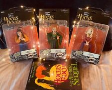 Hocus Pocus Collectible Set Dolls and Book Sisters - Gather round picture