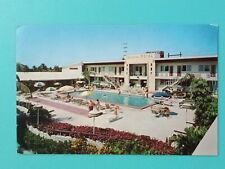 1950'S POSTCARD MIAMI, FLORIDA (VAGABOND MOTEL)  POOL VIEW  ROADSIDE ca1950's  picture