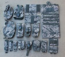 Lot of 17 various USAF pouches & other items picture