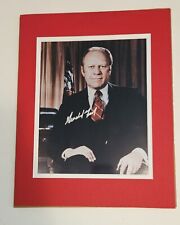 GERALD FORD Signed 8x10 Photo 38th US President picture