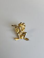 JJ Frog Playing Flute Lapel Pin Gold Color Metal picture