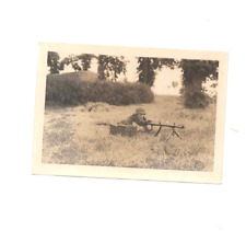 Original Military Photo German   SOLDIER FIRING MG 34 OR 42   WWII picture