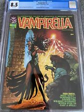 Vampirella 2🔥CGC 8.5🔥WHITE PAGES🔥1st Draculina🔥1st Evily🔥Untouched Case🔥 picture