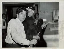 1945 Press Photo Leonard Mero, booked for stealing a truck and joyriding in NYC picture