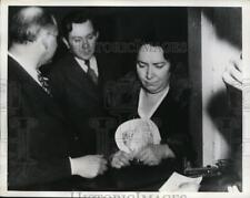 1935 Press Photo Mrs Frances M Willys Held on Charges of Killing Dr Hammond picture