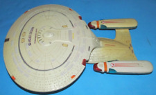 1992 Paramount Pictures ~ Star Trek USS Enterprise NCC-1701-D ~ Works Fast Ship picture