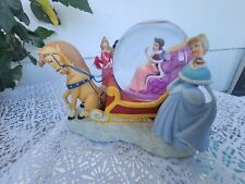 Authentic Disney Store Exclusive 4 Princesses Sleigh Ride Snow Globe Pre-owned  picture