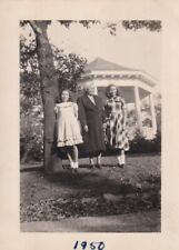 Vintage Photo Young And Old Beautiful Women Under A Tree 1950s Fashion Americana picture