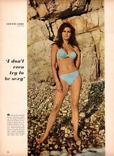 1968 vintage movie star magazine photo of RAQUEL WELCH on Riviera Beach 082122 picture