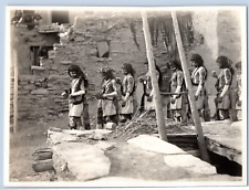 ORIGINAL 1930'S. SNAKE PRIESTS ON WAY TO SNAKE PLAZA, INDIANS. PHOTO. 6.5X8.5 picture