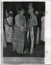 1955 Press Photo Mrs. U Nu & Joan Diener at 