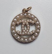 Chanel Button/ Zipper  picture
