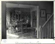 1990 Press Photo Dining Rooms picture