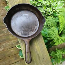 GRISWOLD CAST IRON SKILLET # 5 72 picture