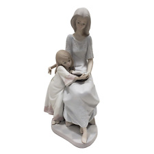 Lladro Figurine Bedtime Story #5457 Porcelain Matte Finish Mom Daughter Reading picture