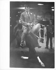 1955 Globe Press Photo 67th National Horse Show Man Walking Horse Tom Caffery kg picture