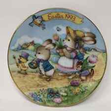 Avon 1993 Easter Parade Collectible Plate Decor Porcelain Trimmed in 22K Gold picture