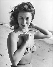 ACTRESS LINDA CHRISTIAN - 8X10 PUBLICITY PHOTO (BB-890) picture