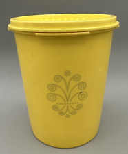 Vintage Yellow Tupperware Canister Servalier Container with Lid 811-13 &  812-19 picture