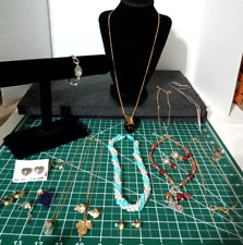 Vtg Avon jewelry 17pc lot necklaces,earrings,pins,bracelet,ring clip and pierced picture