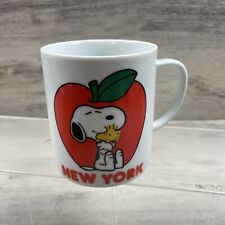 Rare Vintage 1965 Snoopy Apple New York Ceramic Mug United Feature Syndicate picture