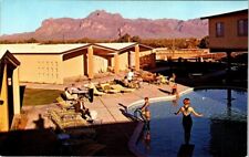 Vintage Postcard- SUPERSTITION INN APACHE JUNCTION, ARIZONA unposted picture