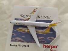 1:500 herpa wings  Royal Brunei  767 picture