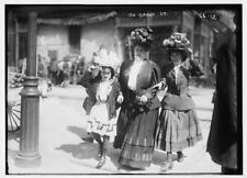 Photo:Walking on Grand Street,New York,NY,two women,girl,hats,dresses picture