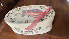 Vintage Early American Old Spice Band Box Shulton Hat Ribbon USA Woman Reading picture