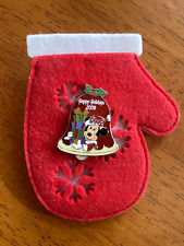 WALT DISNEY WORLD HAPPY HOLIDAYS MINNIE MOUSE PIN - 2008 GIFT CARD HOLDER picture