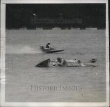 1948 Press Photo Skiff Connor and Lawrence Buedel collide in Red Bank NJ race picture