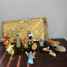 Zayre Classic Living Christmas Collection Nativity Set 12 Figures Plastic picture