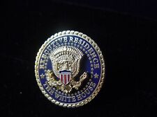 Presidential  Official Issued White House Executive Residence Lapel Pin-Free Sh. picture