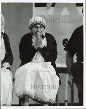 1986 Press Photo Mother Teresa at Estes Park YMCA Camp of the Rockies, Colorado picture