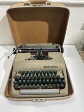 1957 Vintage Smith-Corona Clipper Portable Typewriter Working With Case picture