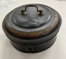 ANTIQUE VINTAGE ROUND METAL HINGED SPICE BOX  7 SPICE TINS FARMHOUSE picture