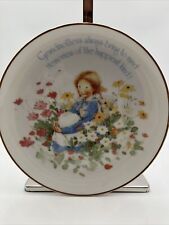 Vintage Holly Hobbie Lasting Memories Fine Porcelain Plate (061159) 6” Round picture